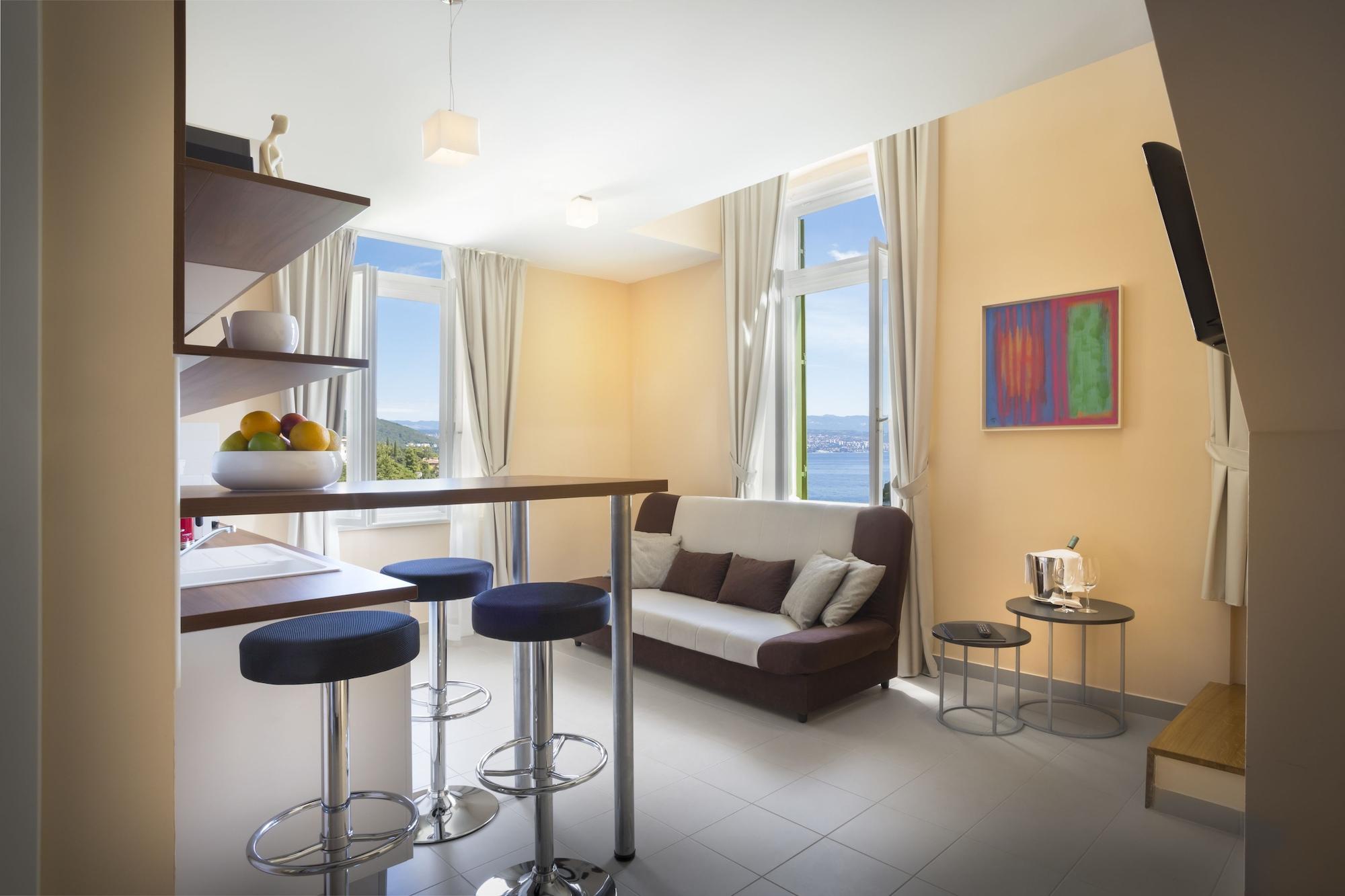 Apartment Atlanta - Liburnia *